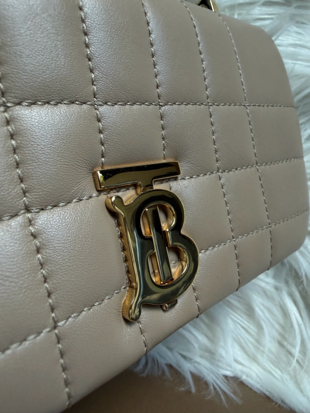 Burberry leather chain cross body bag - Picture 14 of 16